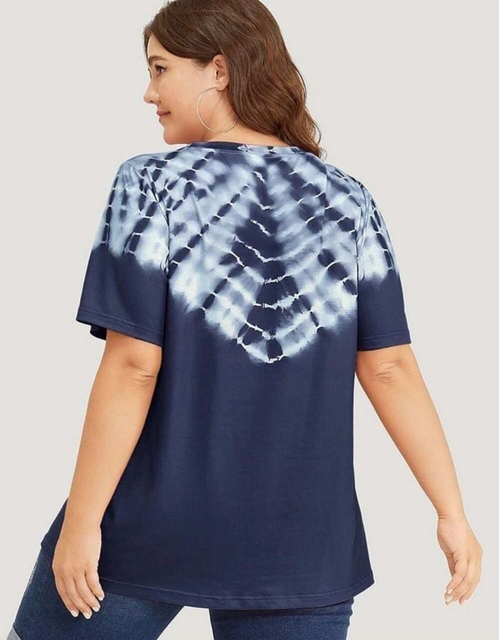 BloomChic Tie Dye V Neck T Shirt Top Size US 10 Medium top - Picture 2 of 4